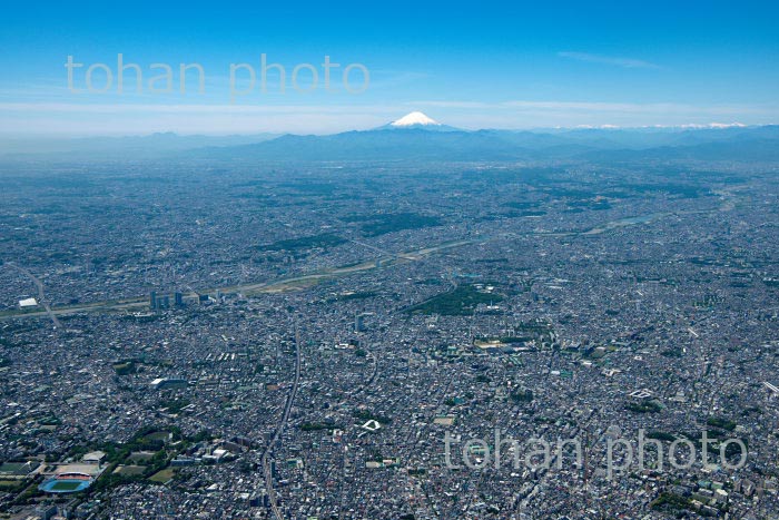 桜新町,用賀の街並みより富士山(2020/5)