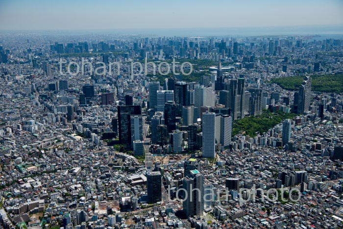 中野坂上地区周辺より新宿と東京の街並み(2020/5)