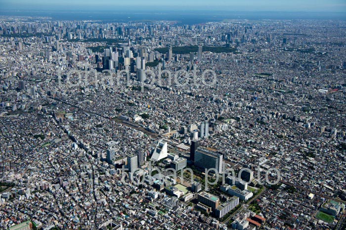 中野駅周辺より新宿及び東京の街並み(2020/8)