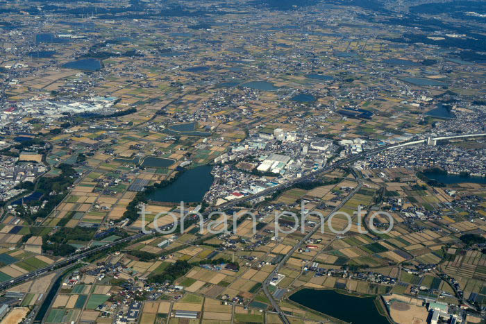 溜池と畑の町(岩岡町地区周辺)(20231018)