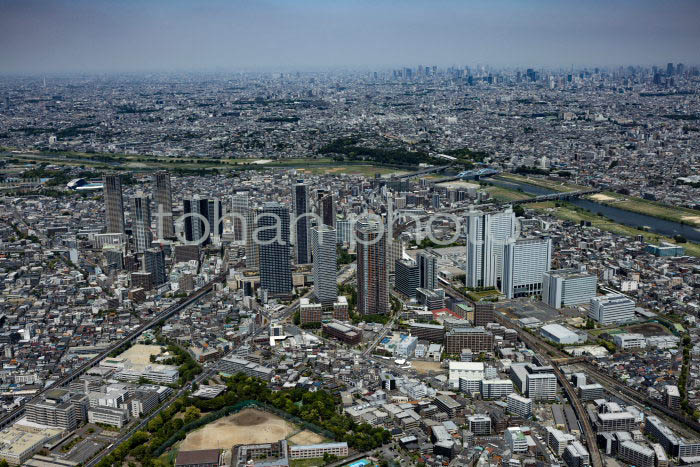 武蔵小杉駅周辺より東京方面(202354)