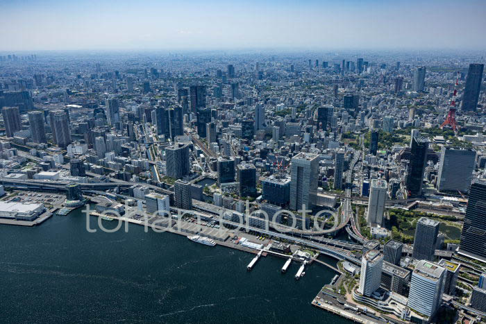 日の出ふ頭周辺より東京の街並み(202354)