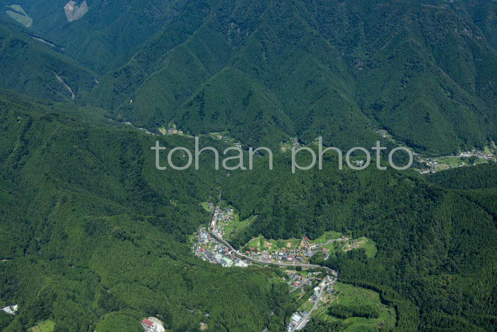 檜原村(京都島嶼部を除いた唯一の村)檜原森のおもちゃ美術館周辺(202391)