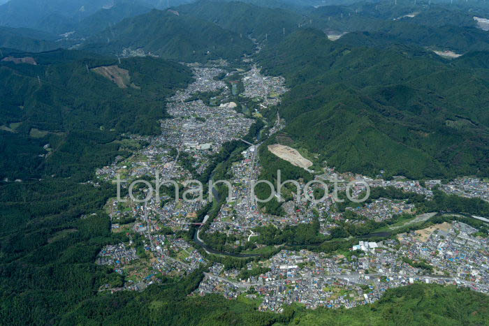 多摩川(青梅の町並みより奥多摩,上流方面)(202391)