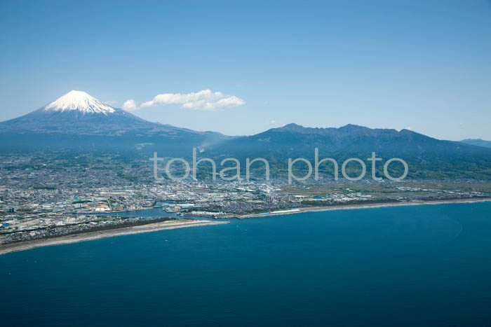 田子の浦周辺より富士山(静岡県富士市)201205