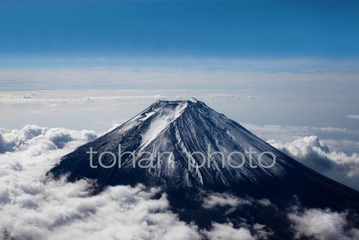 富士山と雲(山梨県南都留郡)201410