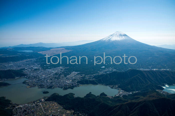 河口湖周辺より富士山(山梨県南都留郡富士河口湖町)201710