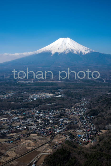 忍野村より富士山(山梨県南都留郡忍野村201804