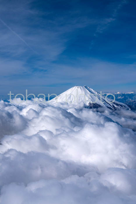 雲海と富士山(山梨県南都留郡)201912