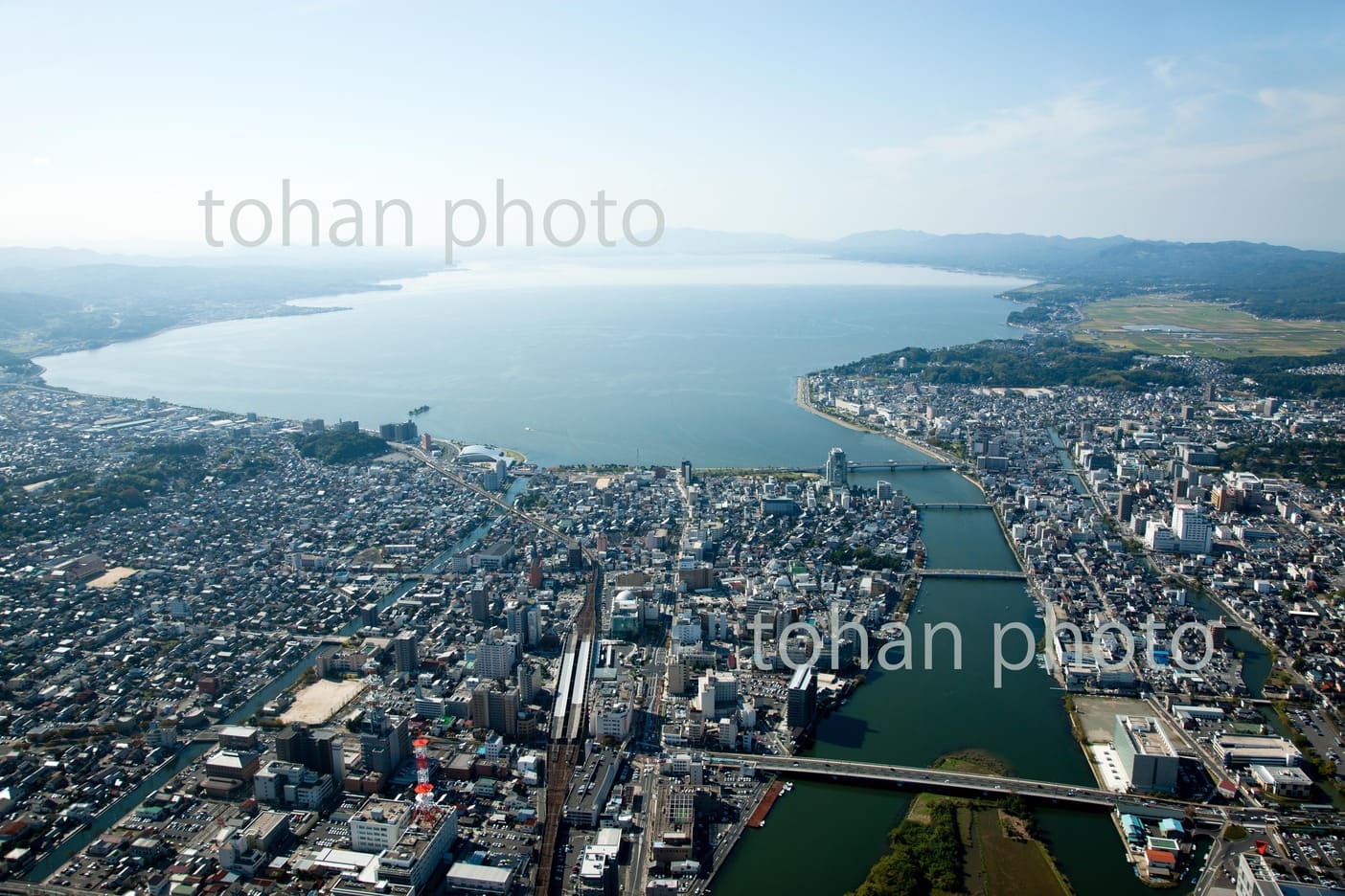 松江駅と松江市街地より宍道湖-島根