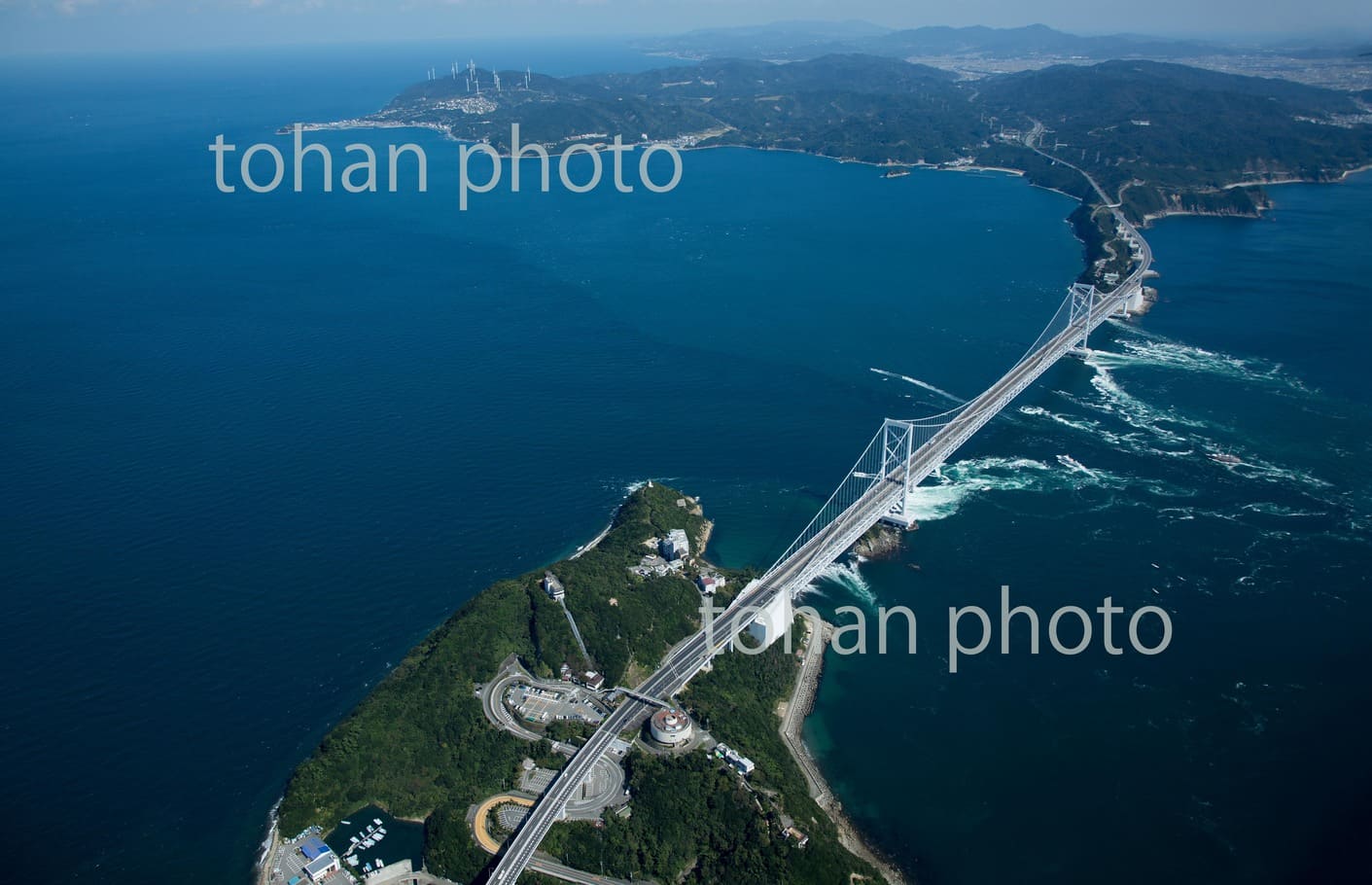 鳴門の渦潮(鳴門海峡)と大鳴門橋-徳島