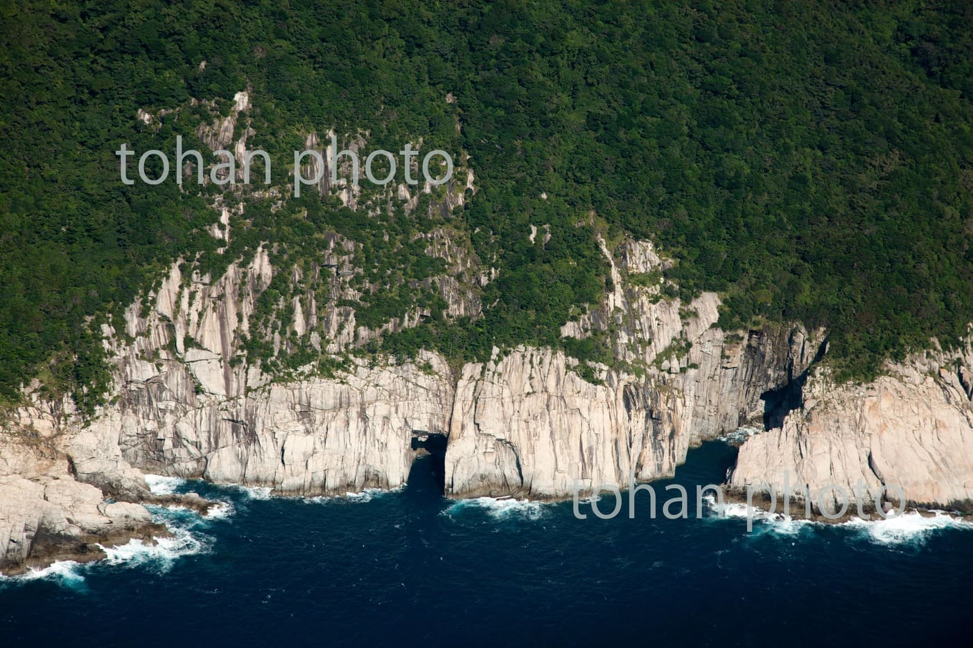 大隅半島,岸良周辺の海岸(海食洞、海岸段丘)-鹿児島