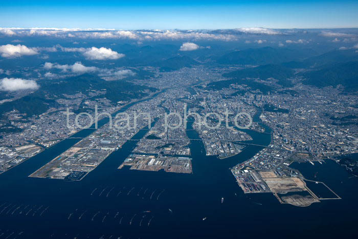 広島湾より広島市街地(三角州)(2020,10)