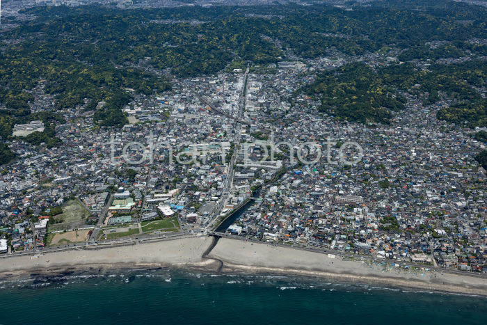 鎌倉海岸より鎌倉市街地-(2023,05)