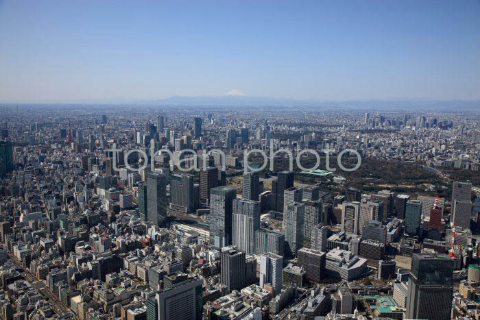 東京駅周辺より富士山(2010,3)