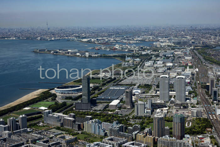 幕張ベイタウン住宅地より幕張新都心方面(202453)