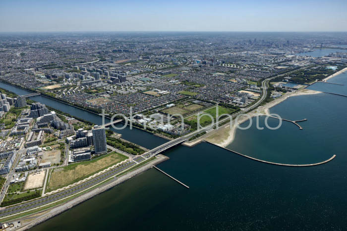 検見川浜,磯辺周辺の住宅地より千葉市街地方面(202453)