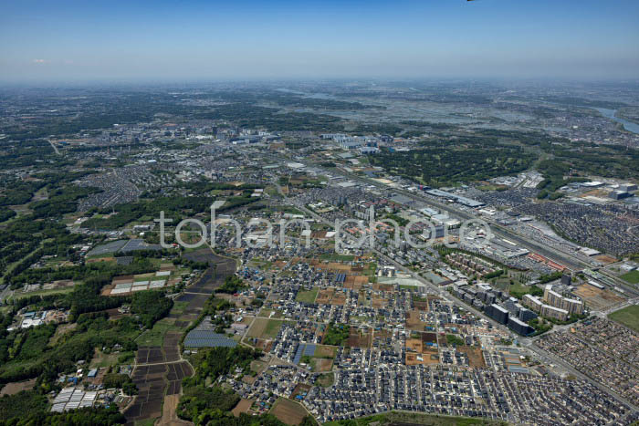 千葉ニュータウン(印西牧の原駅より千葉ニュータウン中央駅)周辺の街並み(202453)