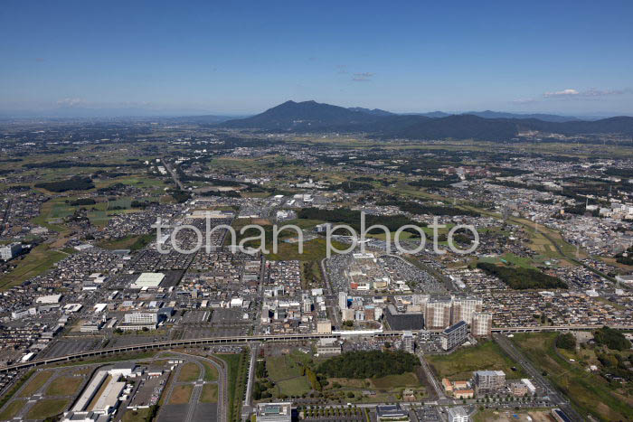 研究学園駅周辺より筑波山(20241013)