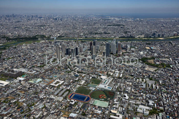 川崎木月大町,武蔵小杉駅周辺より東京方面(202453)
