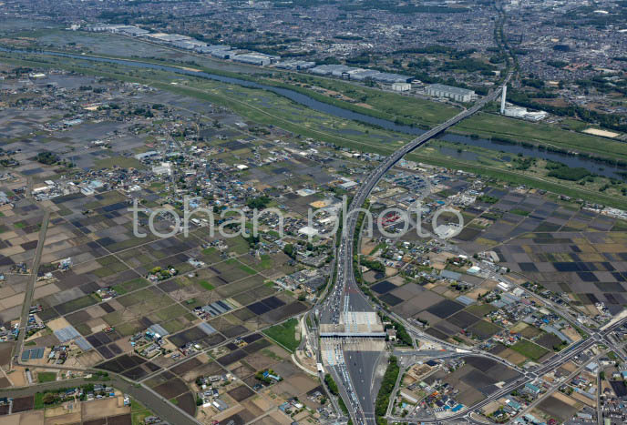 三郷料金所スマートIC(常磐自動車)より流山の物流倉庫群方面(202453)