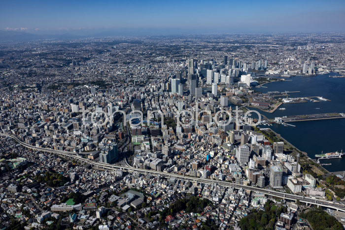 横浜元町周辺より横浜の街並み(20241103)