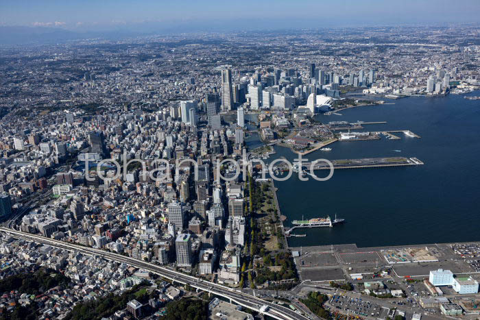 横浜元町周辺より横浜の街並み(20241103)