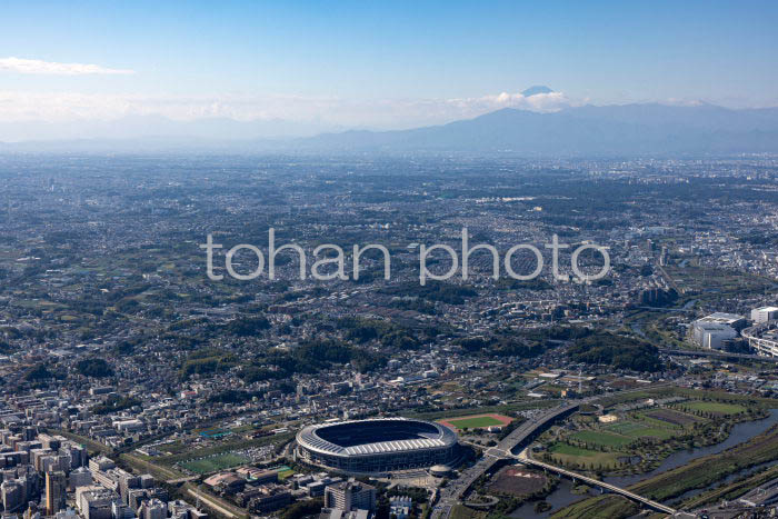 日産スタジアム周辺より富士山(20241103)