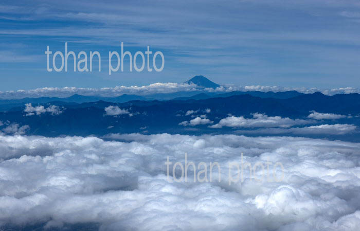 雲海(富岡市上空)より富士山