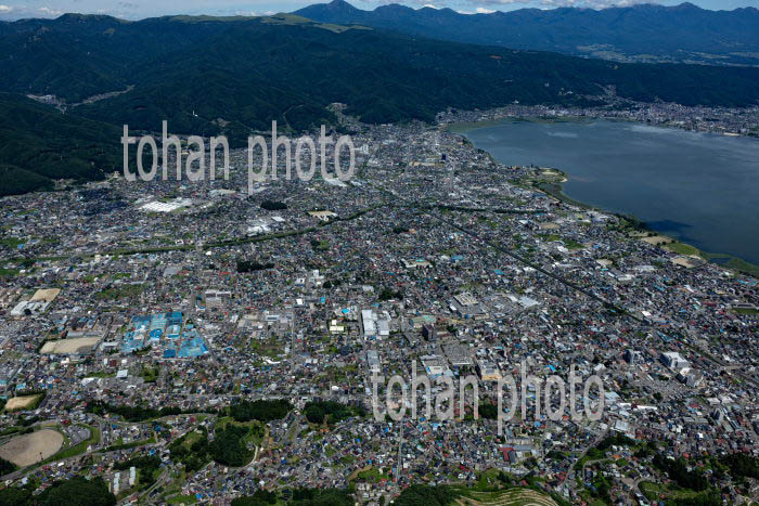 岡谷市の街並み