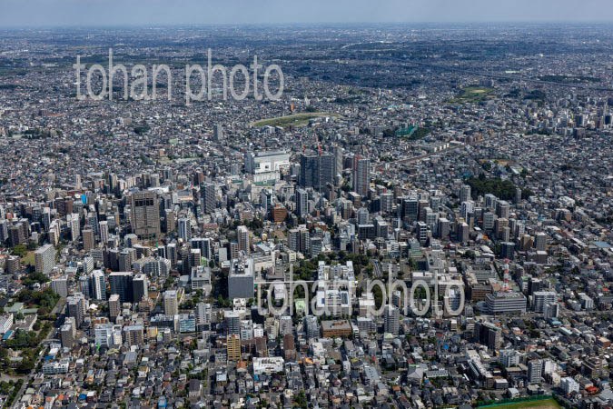 浦和の街並みより浦和駅