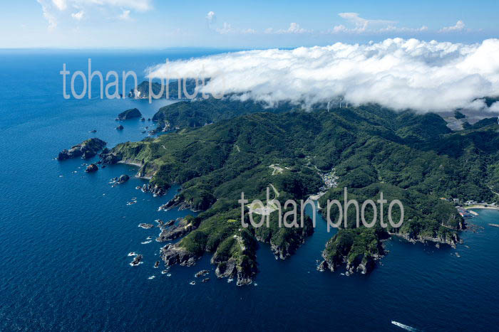 石廊崎(伊豆半島最南端)と下層雲,廊崎オーシャンパーク,石廊埼灯台周辺