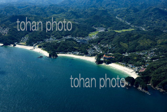 吉佐美大浜,入田浜,多々戸浜の海水浴場周辺