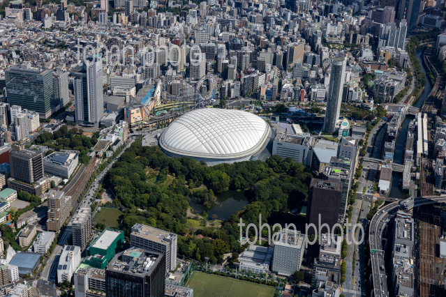 東京ドーム,小石川後楽園周辺