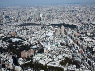 雪景色の椿山荘,江戸川公園付近より池袋方面-20130115