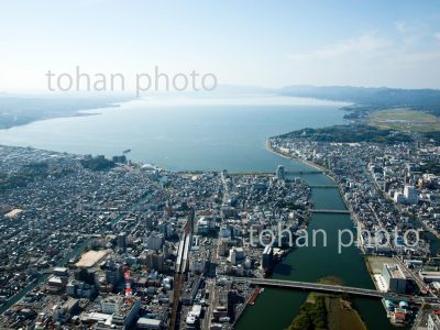 松江駅と松江市街地より宍道湖-島根