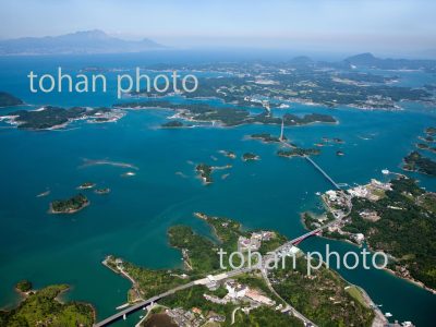 天草松島(天草五橋,天草パールライン)の島々と島原湾と雲仙岳-熊本