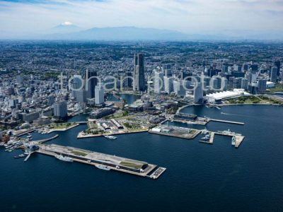 横浜港より横浜市街地 -(2023,05)