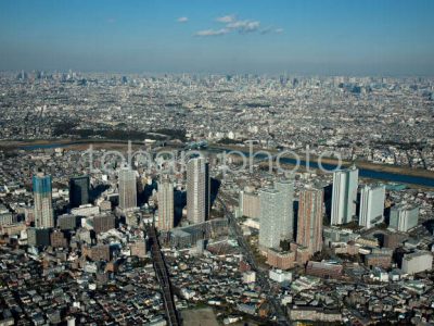 武蔵小杉駅周辺より東京方面(2013,12